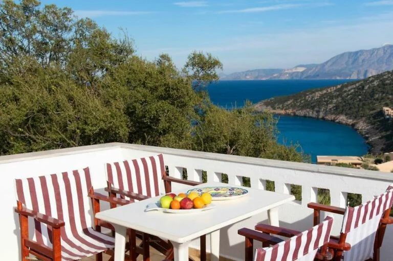 Sea view house with separate apartment close to town | Agios Nikolaos | Crete
